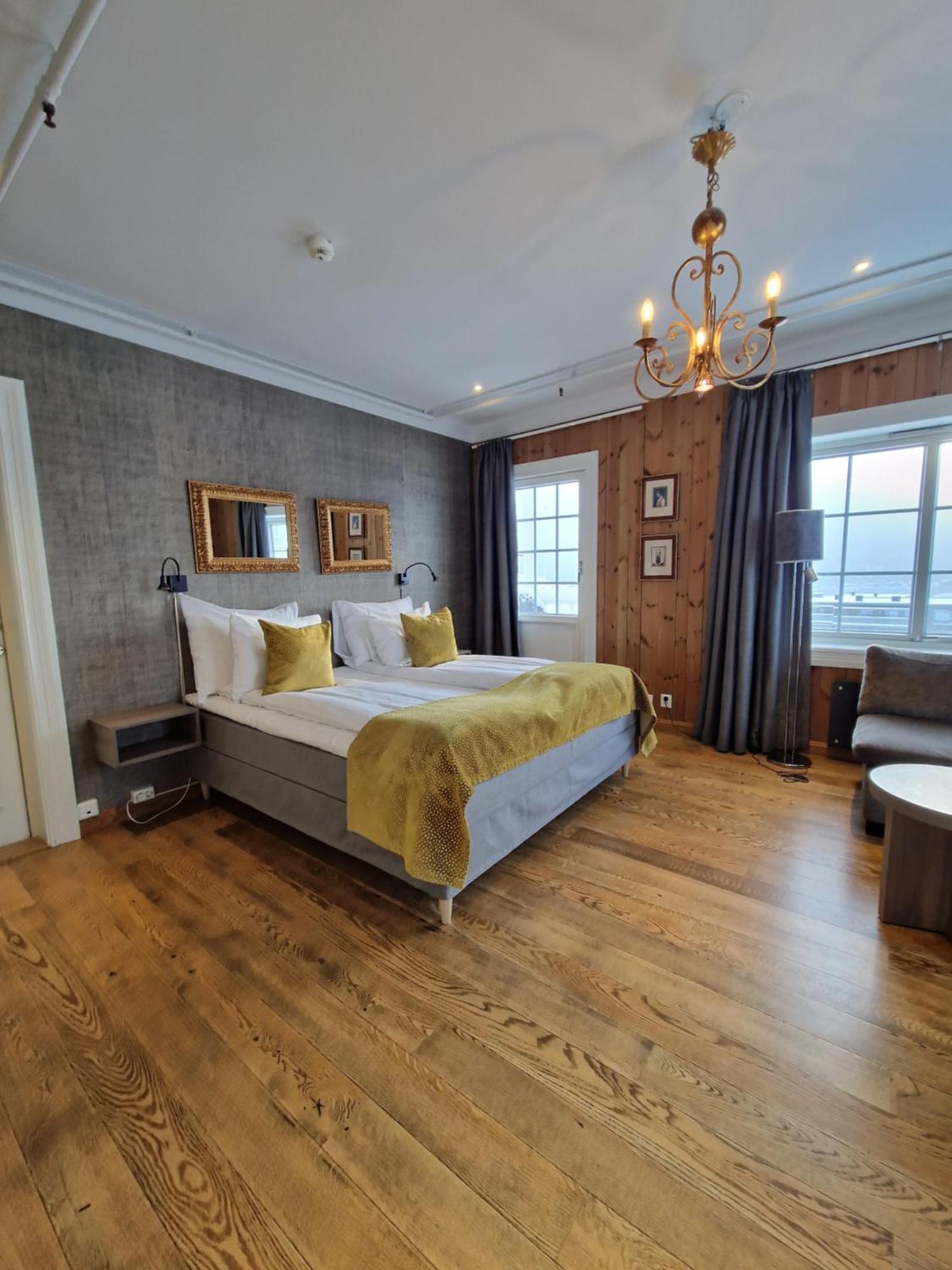 Dr. Holms Hotel Гейло Экстерьер фото